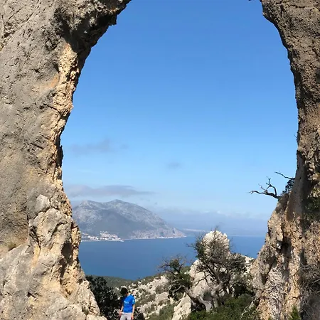 Sa Troppa De Sos Chentu Dorgali