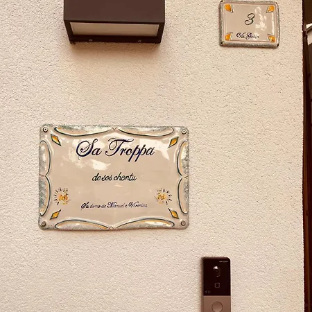 Sa Troppa De Sos Chentu Maison d'hôtes Dorgali