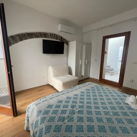 Casa de hóspedes Sa Troppa De Sos Chentu Dorgali