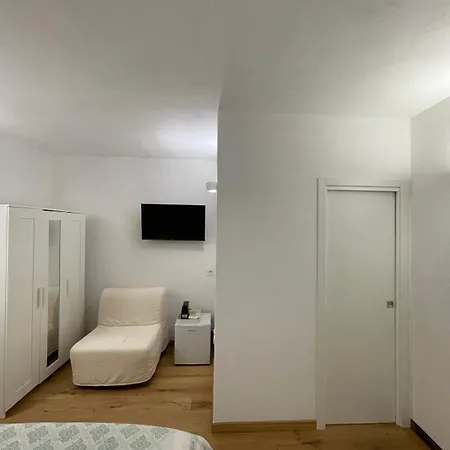 Sa Troppa De Sos Chentu * Dorgali