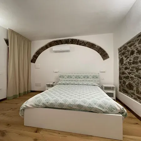 Sa Troppa De Sos Chentu Guest house Dorgali