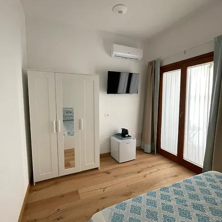 Sa Troppa De Sos Chentu 4*