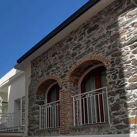 Sa Troppa De Sos Chentu 4*